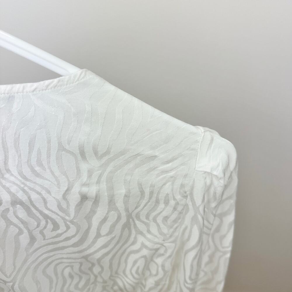 Jay Godfrey Hannah Wrap Top Viscose Blouse Long Sleeve Tie Waist Jacquard US 6 - Picture 10 of 10